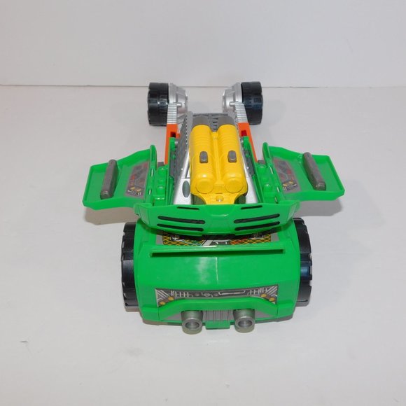 TMNT 2015 Turbo Charge Transforming  Car Book w Sticker & Figure Lot - Picture 12 of 14